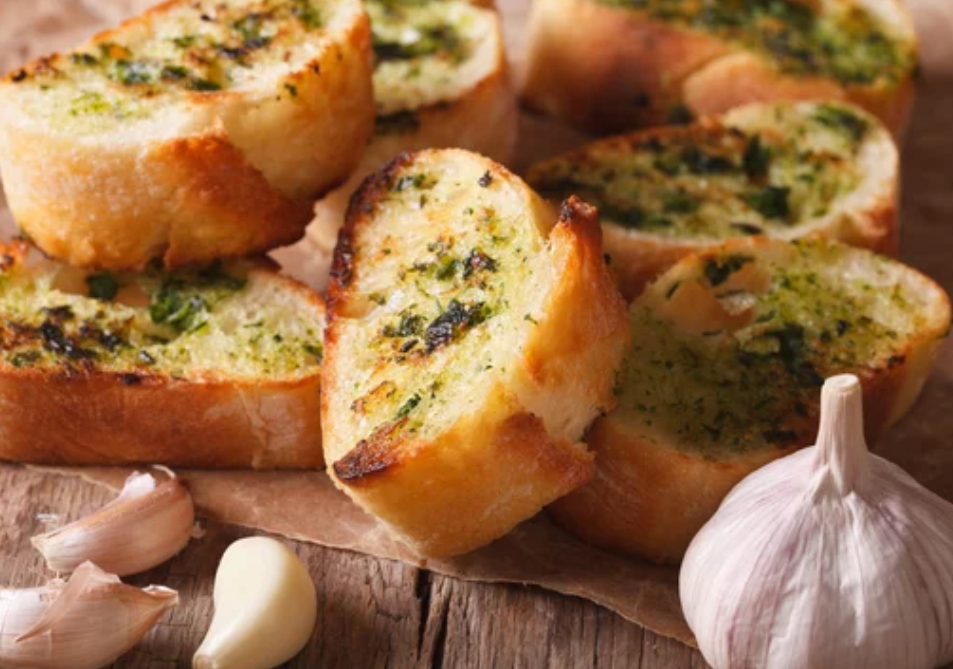 Easy Garlic Bread Baguette